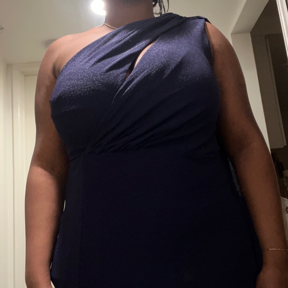 One Shoulder Maxi Dress - Picture 3 of 3